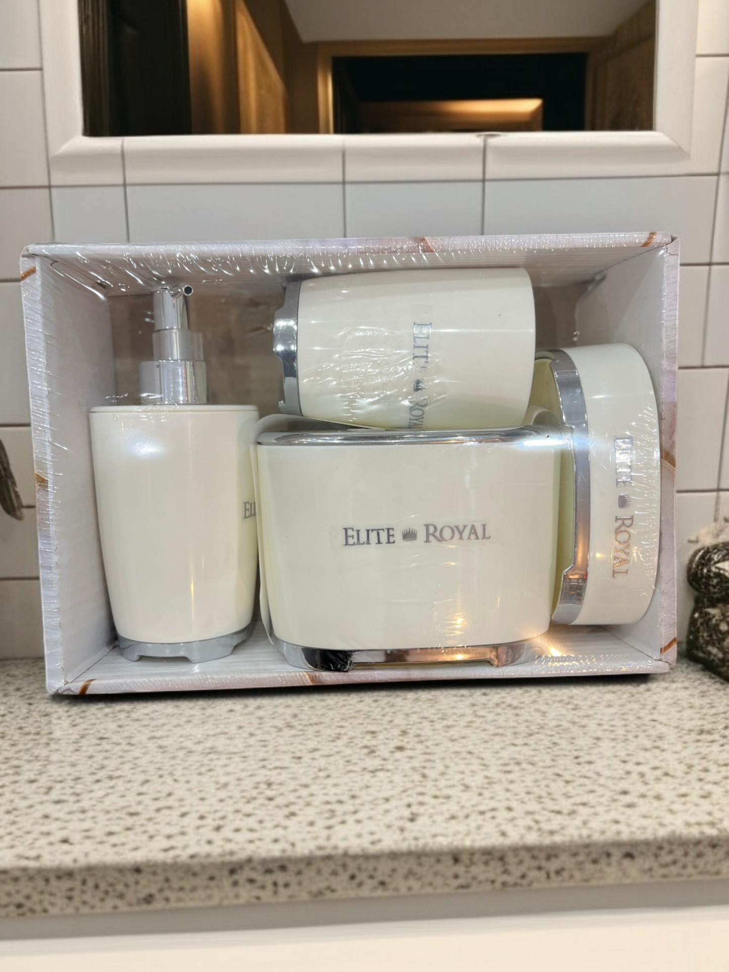 Elegant 4-Piece Plastic Bath Set with Box