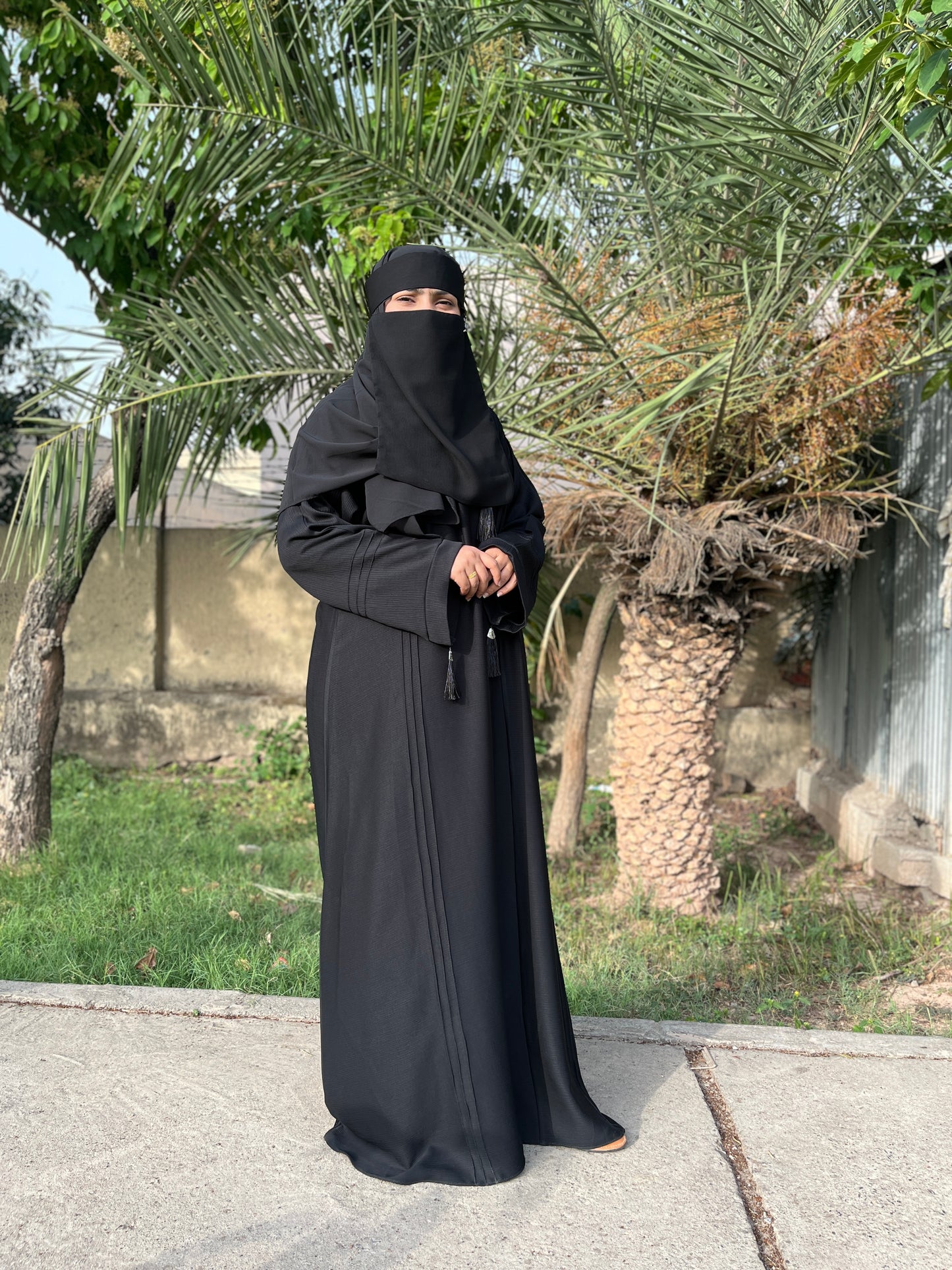 Open Abaya | zoom Fabric