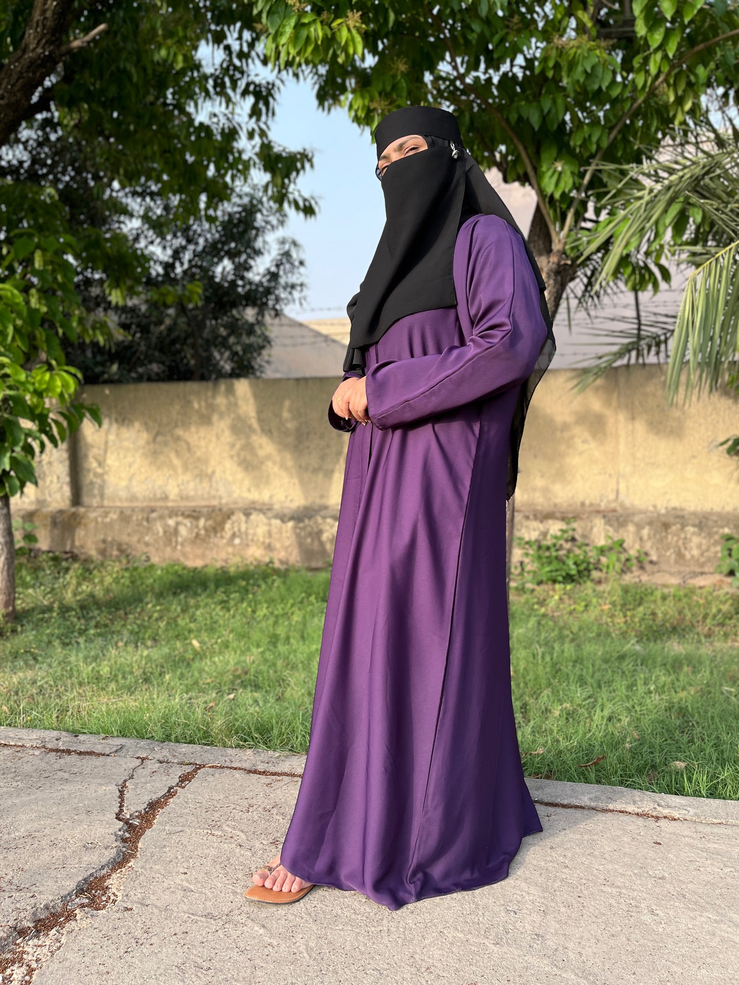 Open simple Abaya | Nida Fabric